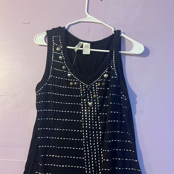 Shirts - Picture 2 of 4